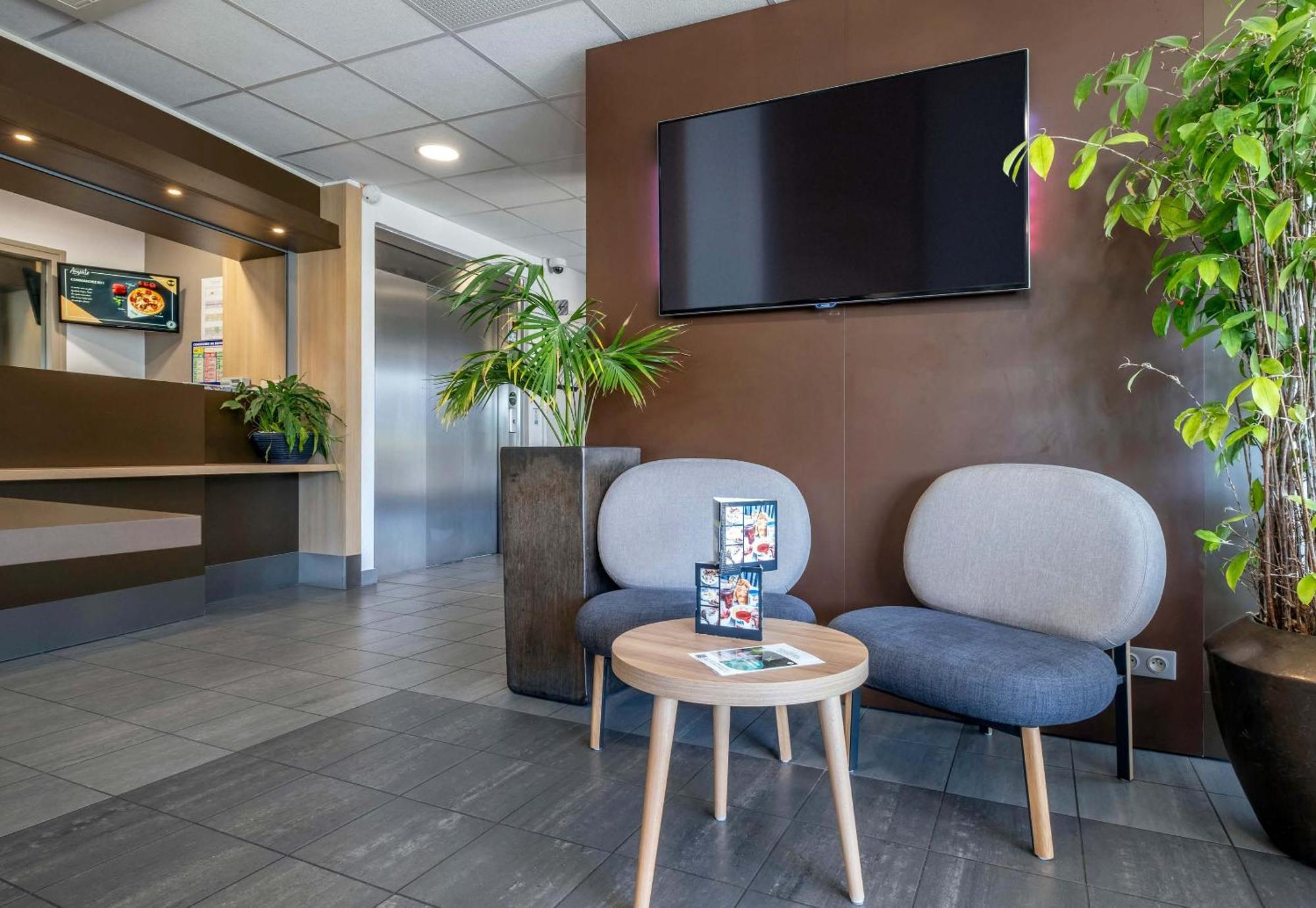 B&B Hotel Niort Marais Poitevin Est 외부 사진