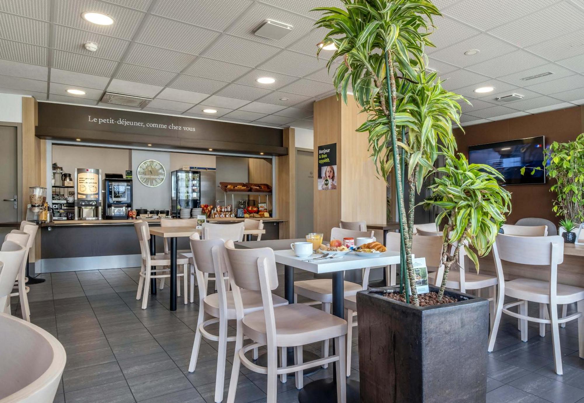 B&B Hotel Niort Marais Poitevin Est 외부 사진