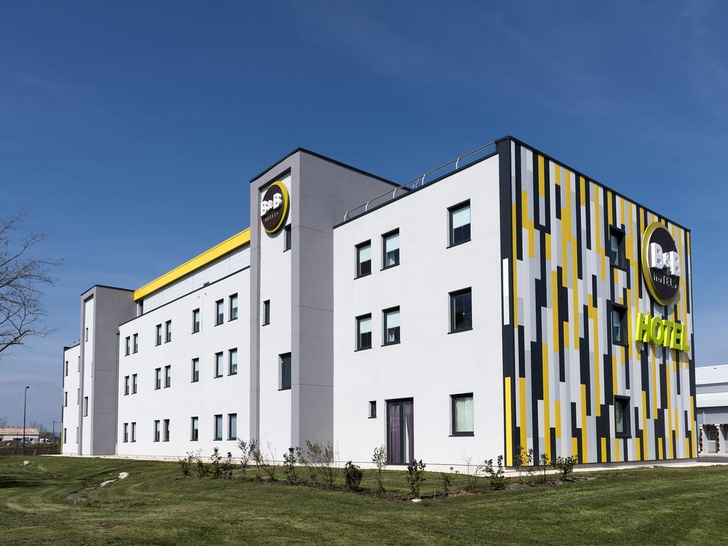 B&B Hotel Niort Marais Poitevin Est 외부 사진