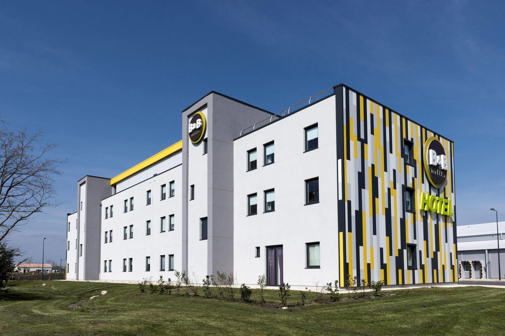 B&B Hotel Niort Marais Poitevin Est 외부 사진